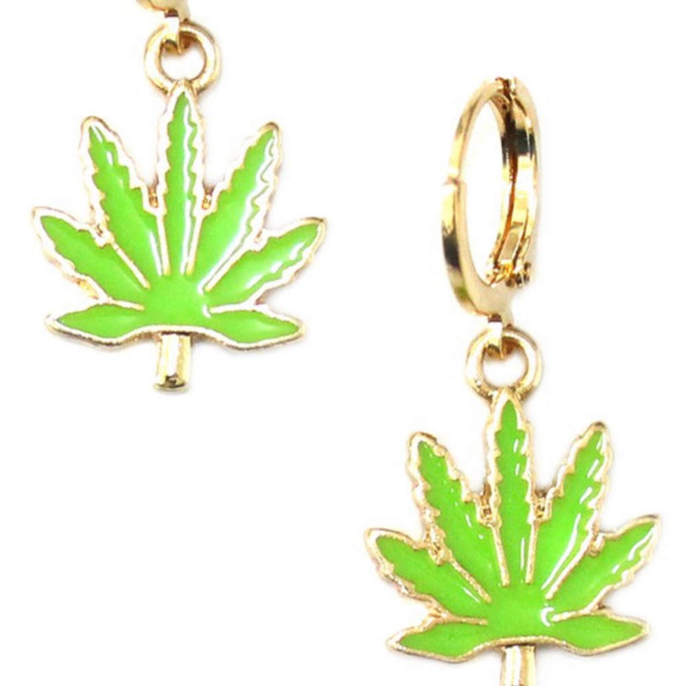 Clip earrings